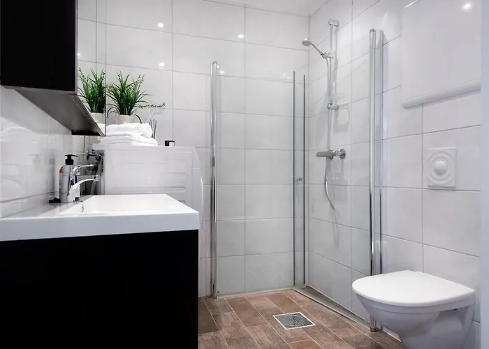 شقة Spacious 2-room In The Center, Easy Access To Everything *