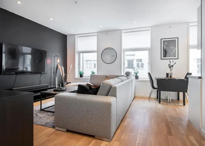 Lägenhet Spacious 2-room In The Center, Easy Access To Everything Ålesund