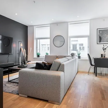Apartment Spacious 2-room In The Center, Easy Access To Everything Alesund
